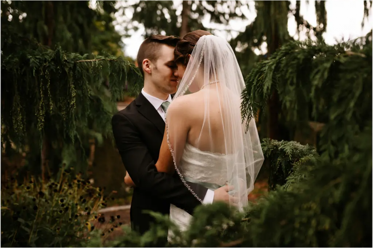 Oregon Garden elopement near Salem Oregon